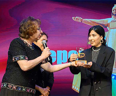 اهدای جوایز بازیگری جشنواره چیبوکساری به ایرانیان
