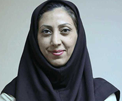 لیلا حسینی داور جشنواره مستند «درخت زردآلو» شد